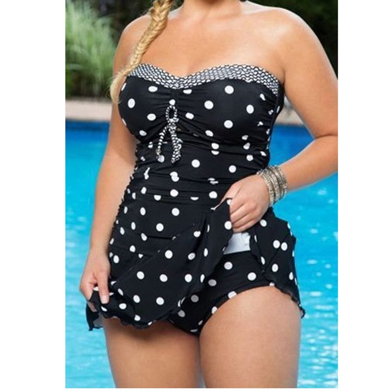 WOMAN'S plus XL-size Swimwear