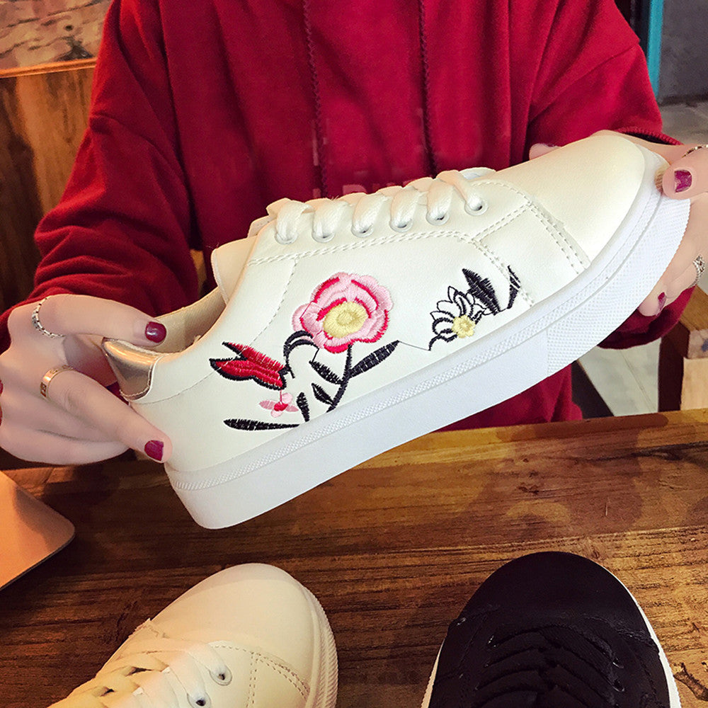 Women Sneakers Embroidery Flower