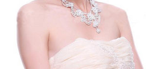 Woman's  Rhinestone Crystal  Necklace+Earring